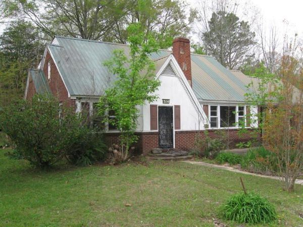 51 Main St., Belmont, MS 38827