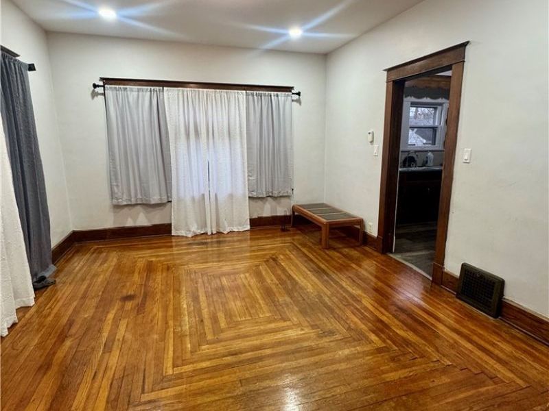 94 Labelle Avenue , Youngstown, OH 44507 Photo 5