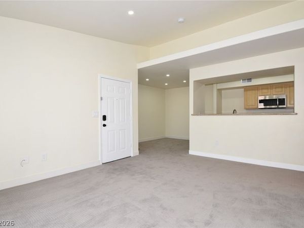 8000 Badura Avenue , Unit 2154, Las Vegas, NV 89113