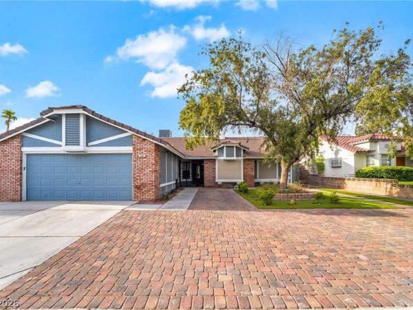 731 Autumn Moon Drive, Las Vegas, NV 89123