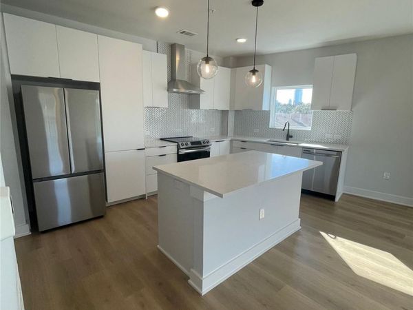 2500 W Longview ST, Unit 400, Austin, TX 78705