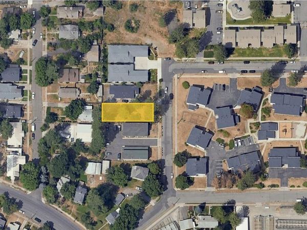 648 S Perry St, Spokane, WA 99202