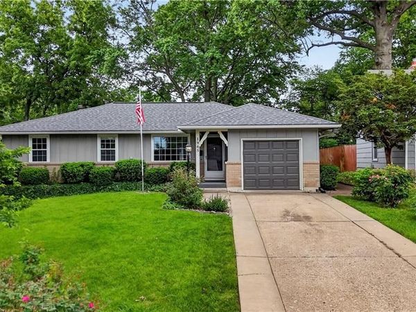 1965 W 73rd Street, Prairie Village, KS 66208