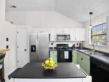 132 Ellemoor Lane, Lexington, KY 40515