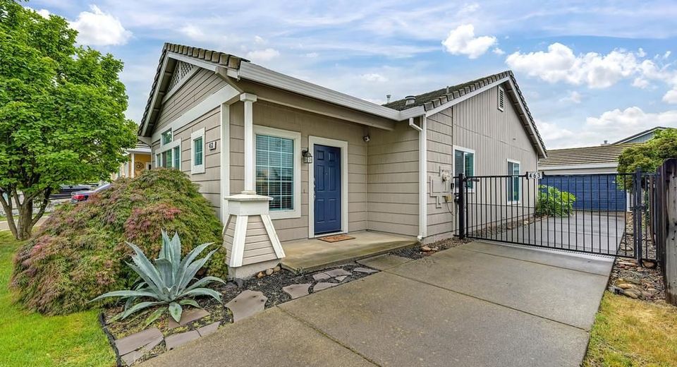 463 Parker Dr, Folsom, CA 95630 Photo