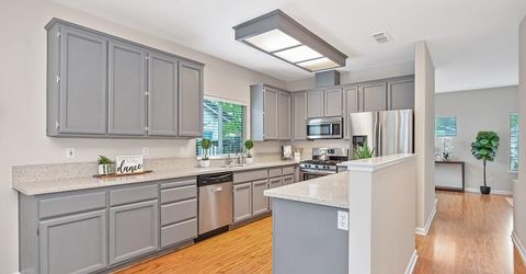 463 Parker Dr, Folsom, CA 95630 Photo