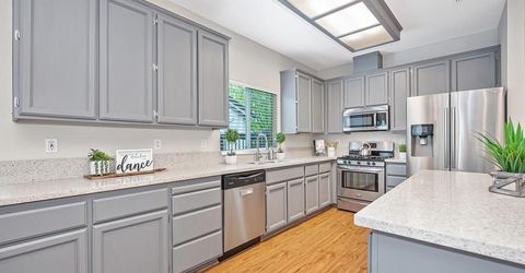 463 Parker Dr, Folsom, CA 95630 Photo