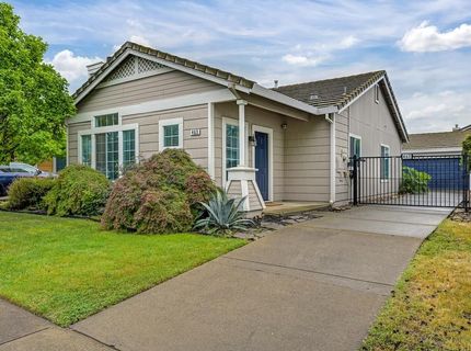 463 Parker Dr, Folsom, CA 95630 Photo
