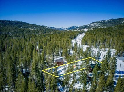 50926 Conifer Dr, Soda Springs, CA 95728 Photo