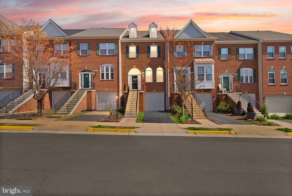 4171 Jeremy Grove, Fairfax, VA 22030 Main Photo