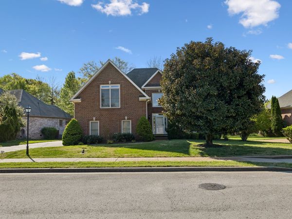 1120 Seven Points Pass, Hermitage, TN 37076