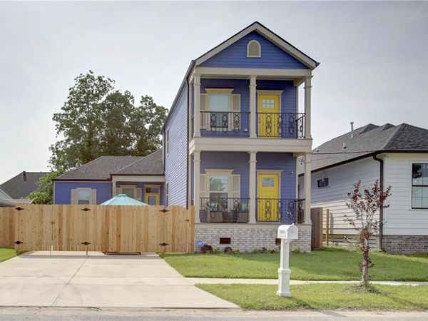 1913 MEHLE Street , Arabi, LA 70032