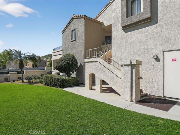 1000 Vista Del Cerro Drive, Unit 202, Corona, CA 92879