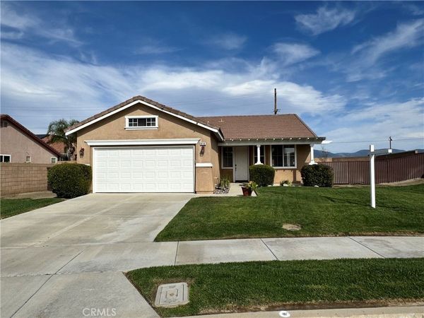 914 Banbury Street, Hemet, CA 92544