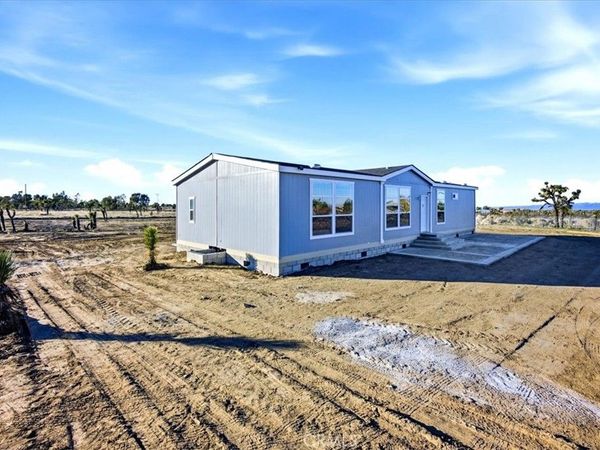 12076 Lager Road, Phelan, CA 92371