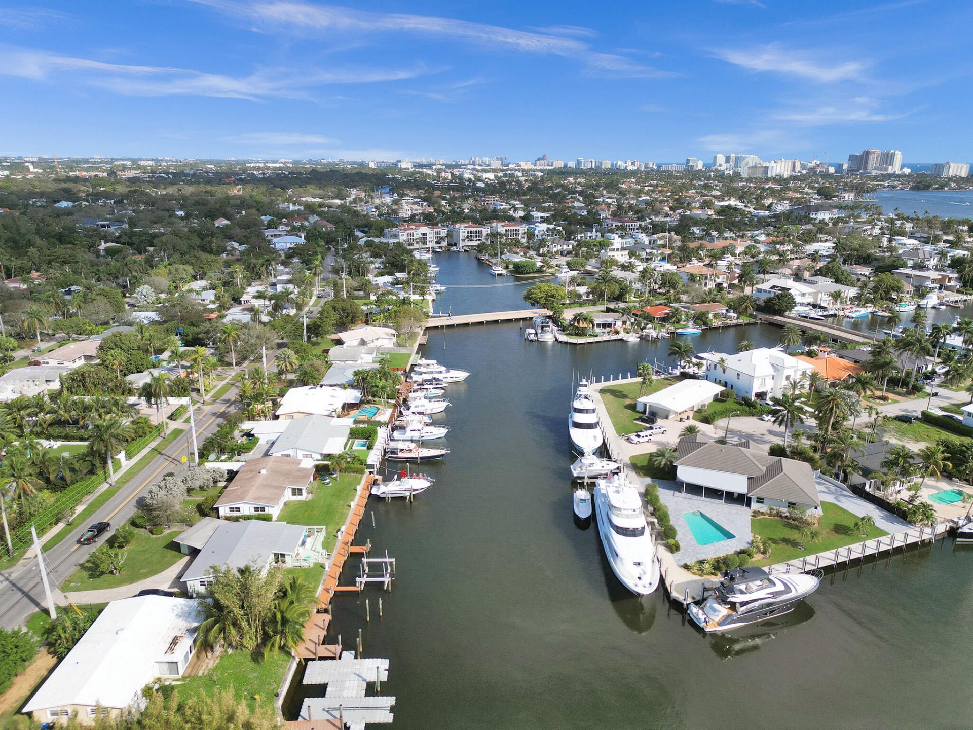 1115 SE 14th Place, Fort Lauderdale, FL 33316 Photo