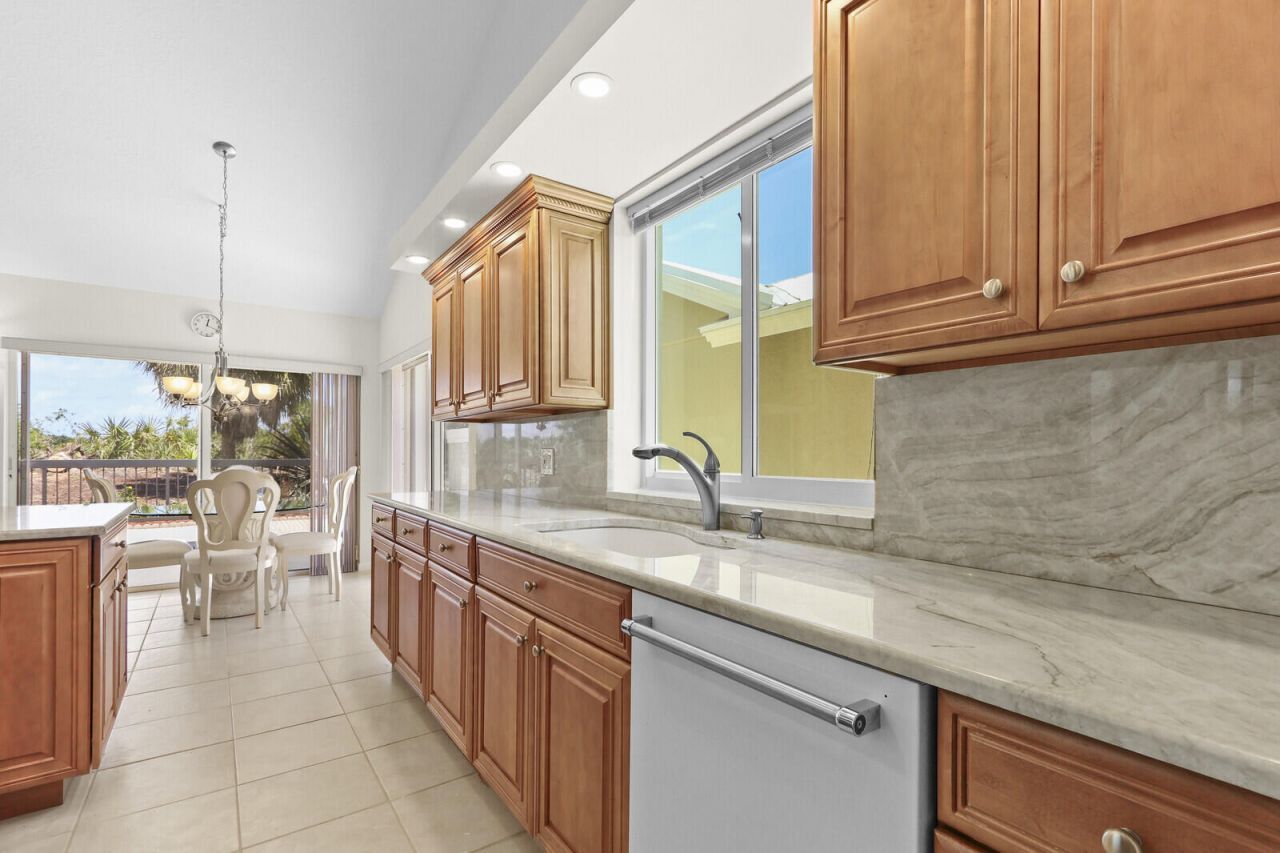 327 Ridge Road, Jupiter, FL 33477 Photo