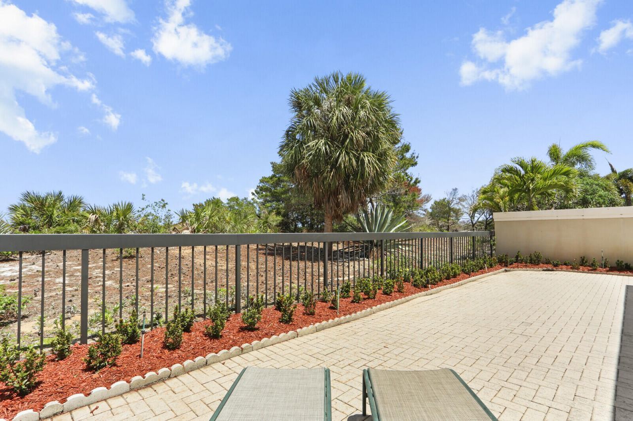 327 Ridge Road, Jupiter, FL 33477 Photo