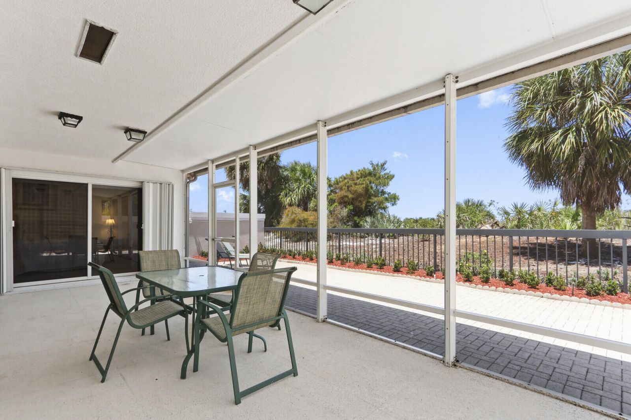 327 Ridge Road, Jupiter, FL 33477 Photo