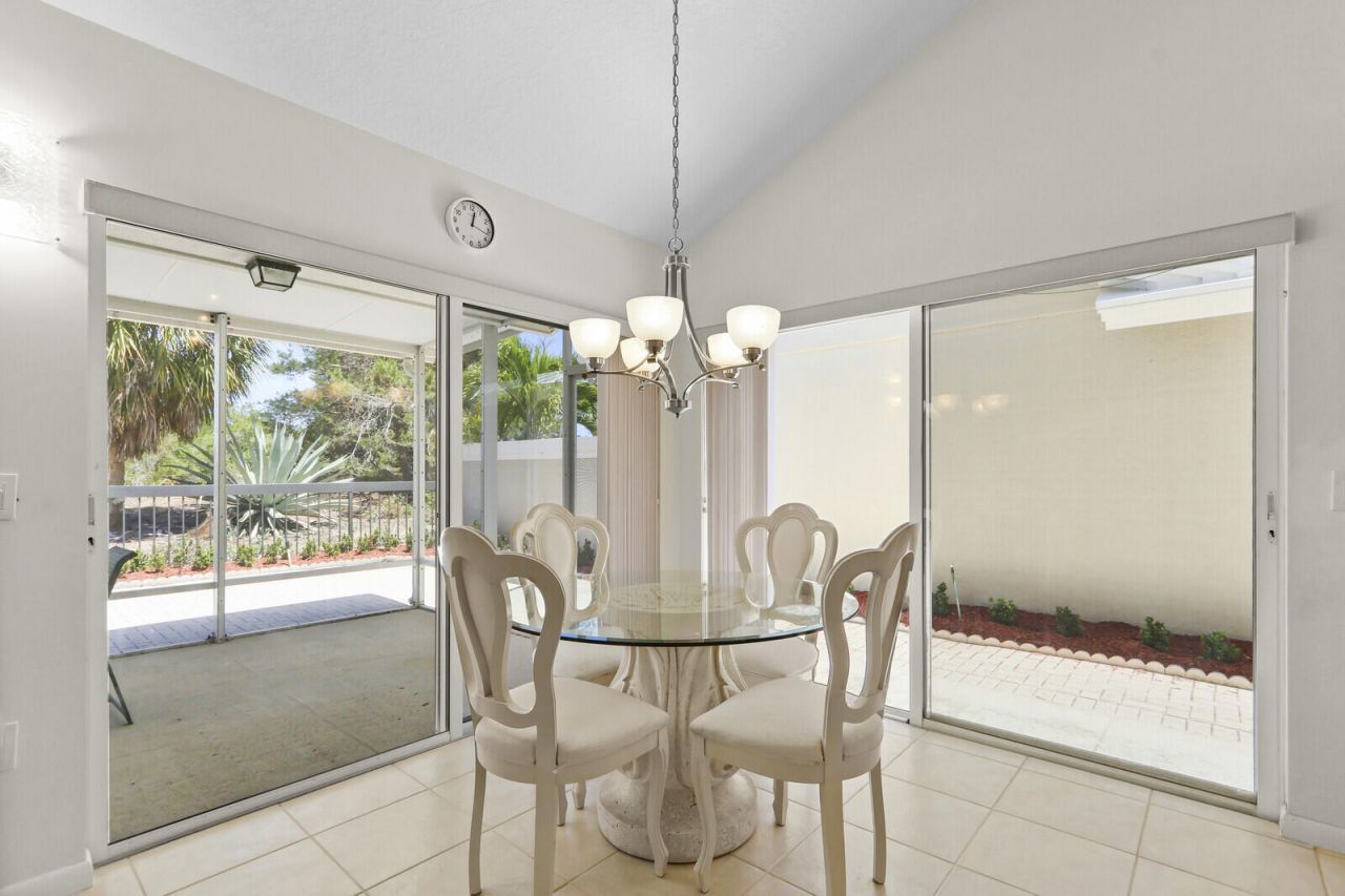 327 Ridge Road, Jupiter, FL 33477 Photo