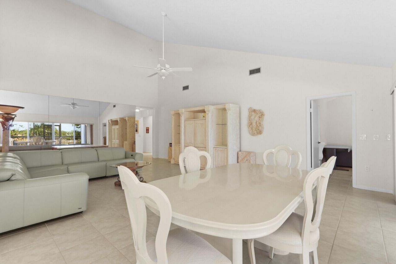 327 Ridge Road, Jupiter, FL 33477 Photo