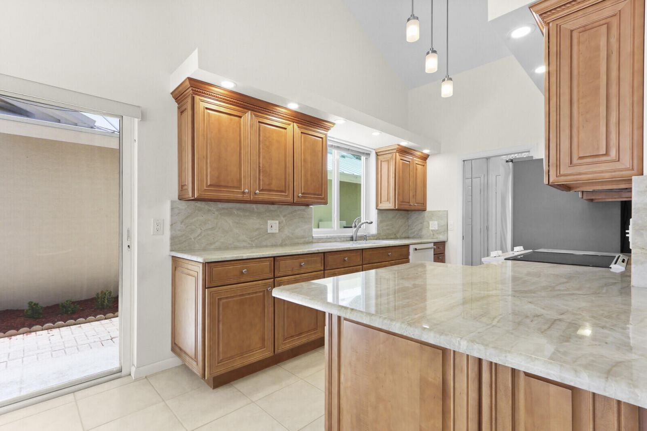 327 Ridge Road, Jupiter, FL 33477 Photo