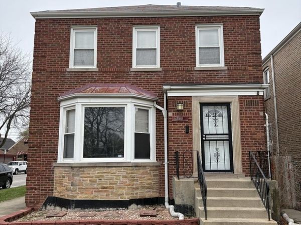 7801 S Winchester Avenue, Chicago, IL 60620