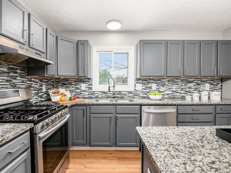 73 Jefferson Ridge Drive , Pataskala, OH 43062 Photo 16