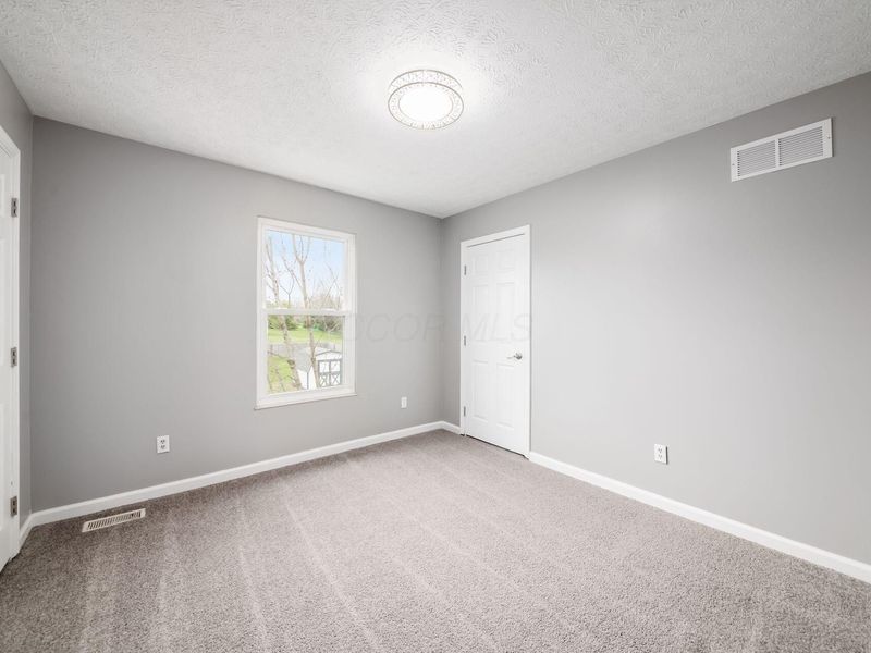 73 Jefferson Ridge Drive , Pataskala, OH 43062 Photo 32