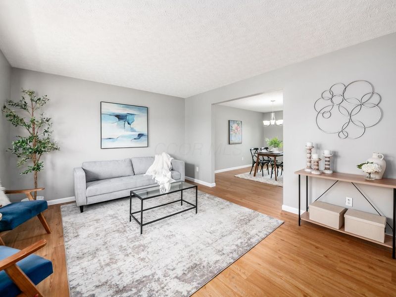 73 Jefferson Ridge Drive , Pataskala, OH 43062 Photo 6