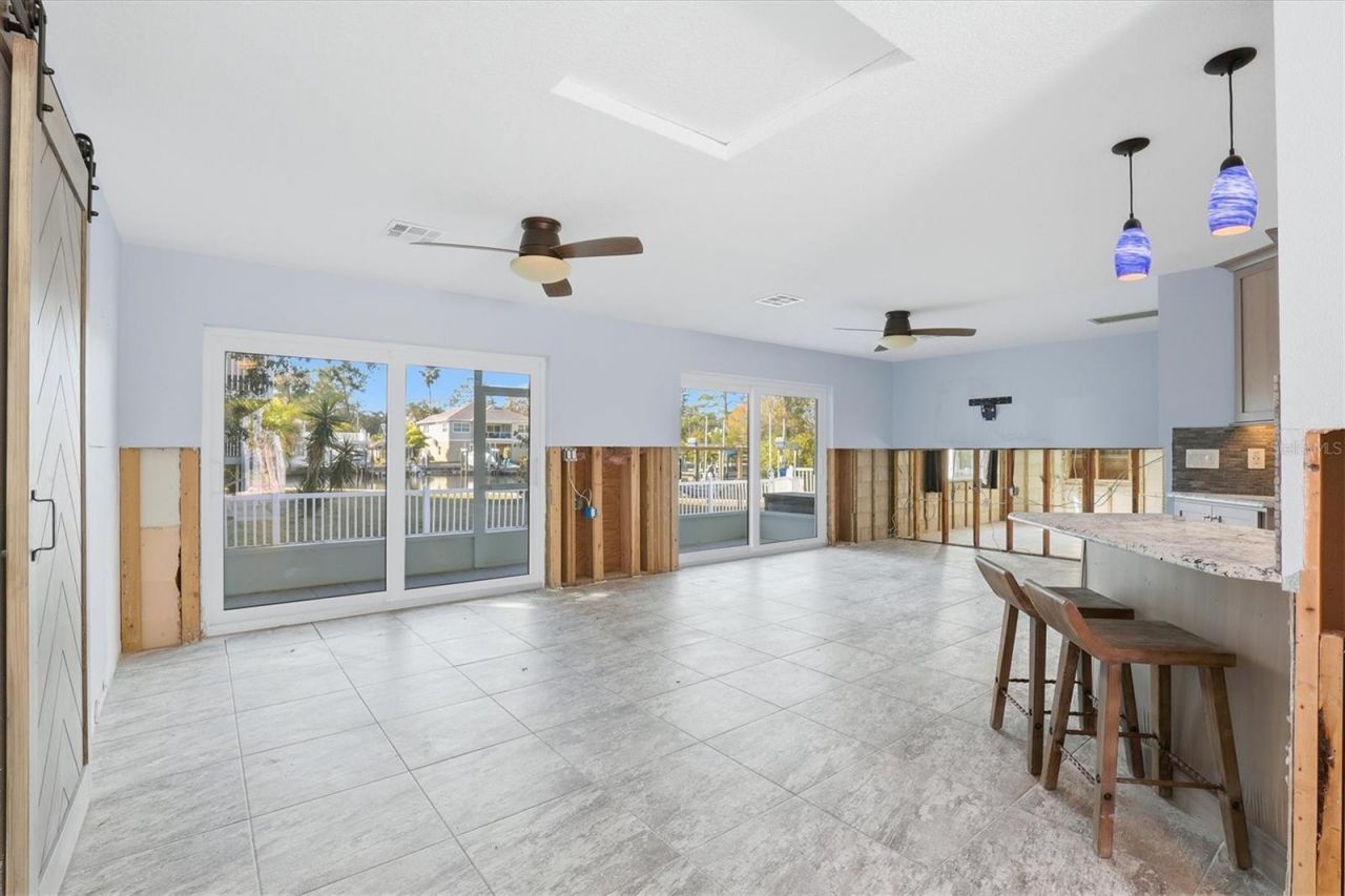 302 Georgia Avenue , Crystal Beach, FL 34681 Photo