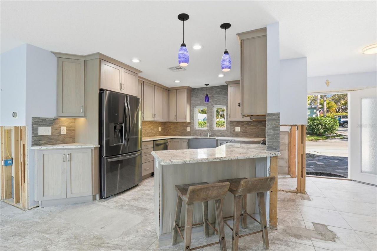 302 Georgia Avenue , Crystal Beach, FL 34681 Photo