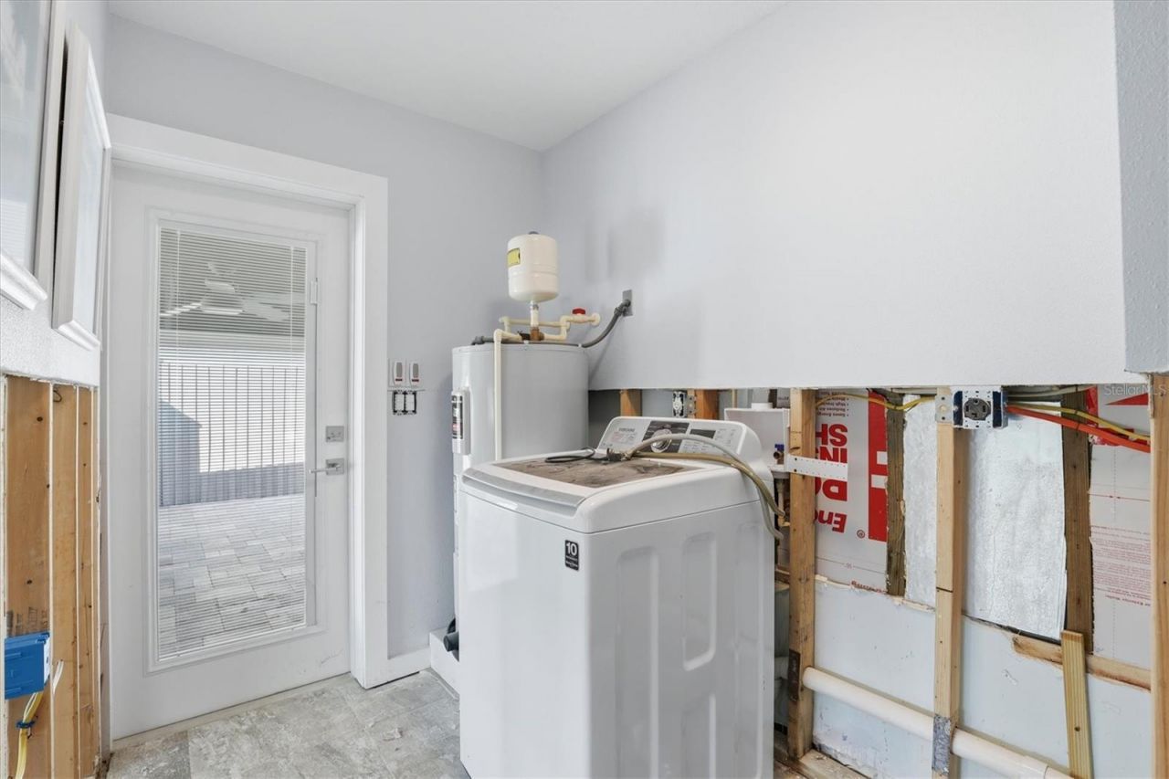 302 Georgia Avenue , Crystal Beach, FL 34681 Photo