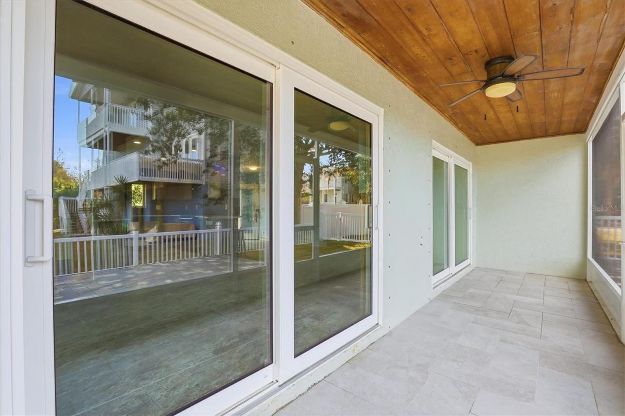 302 Georgia Avenue , Crystal Beach, FL 34681 Photo