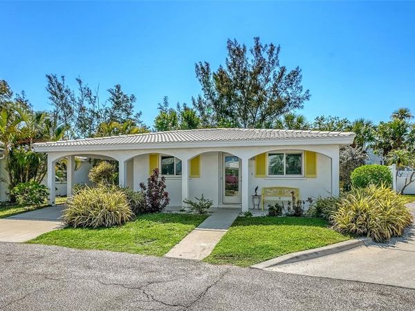 554 SPANISH DRIVE S, LONGBOAT KEY, FL 34228