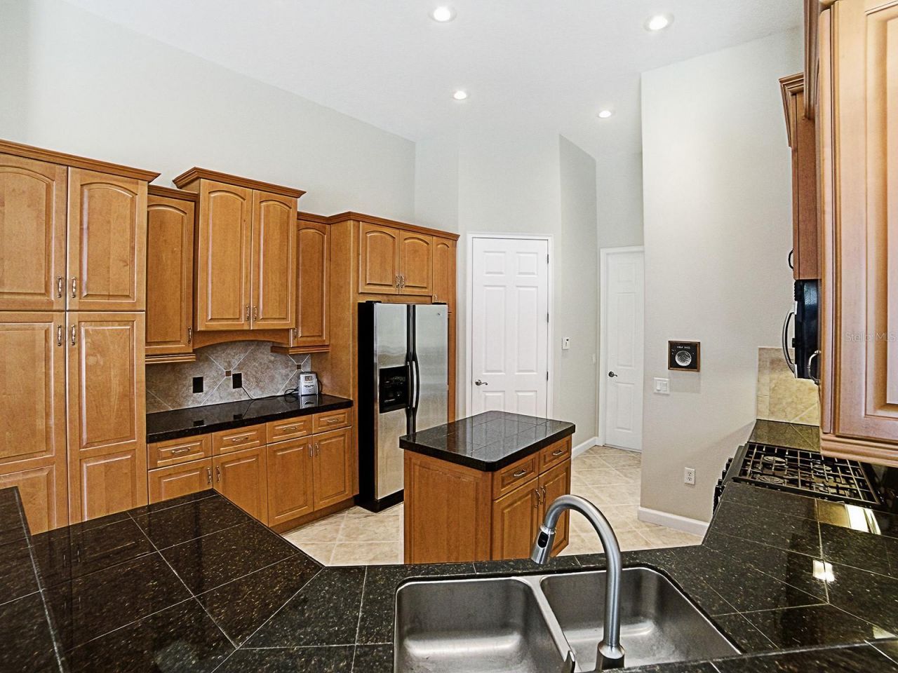 9926 Santa Barbara Court, Howey in the Hills, FL 34737 Photo