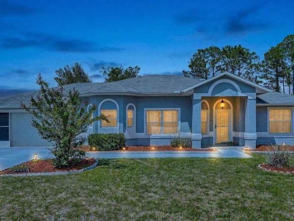 10 WAVRA PLACE , PALM COAST, FL 32164