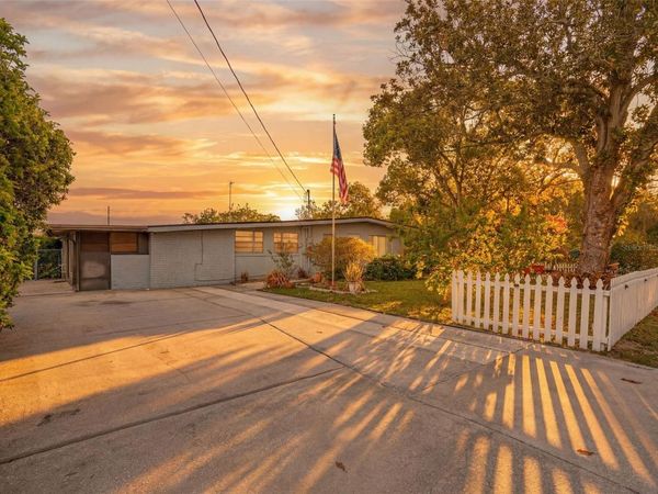 925 N FLORIDA AVENUE , DELAND, FL 32720