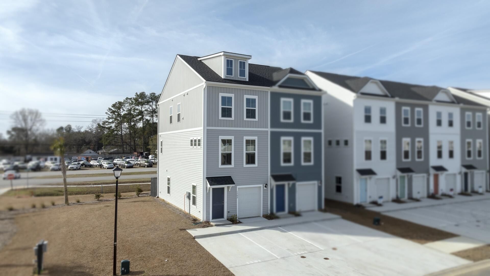 4633 Forest Hills Drive Photo 2