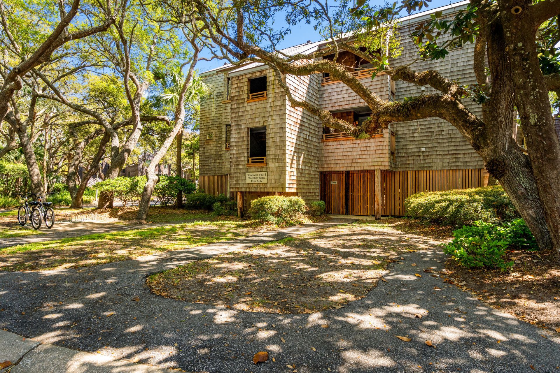 4339 Sea Forest Drive Photo 3