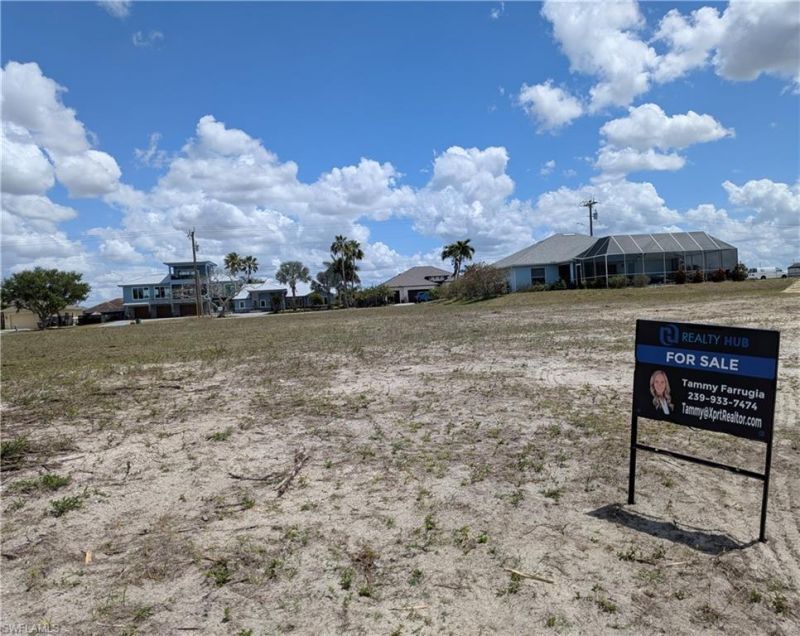 1003 NW 40th Pl , Cape Coral, FL 33993 Photo