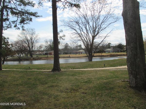 396B Chesterfield Court, Unit 396B, Lakewood, NJ 08701