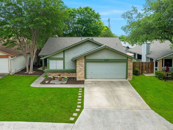 9338 Points Edge, San Antonio, TX 78250