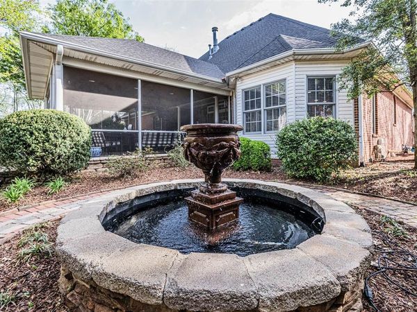 481 Birchwood Drive , Bowling Green, KY 42104