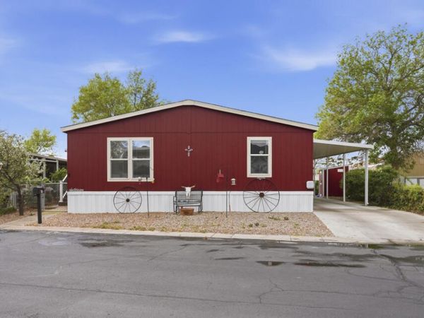 605 Doe Lane SE, Albuquerque, NM 87123