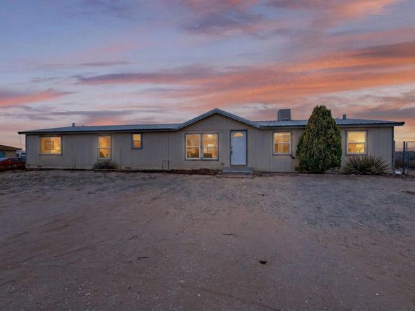 217 Hondo Road SW, Rio Rancho, NM 87124