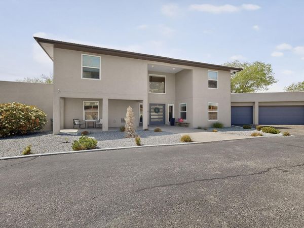 12509 Eagle Rock Avenue NE, Albuquerque, NM 87122