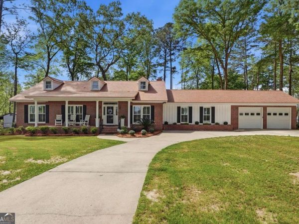 1044 Lewis Mill Lake Road, Vienna, GA 31092