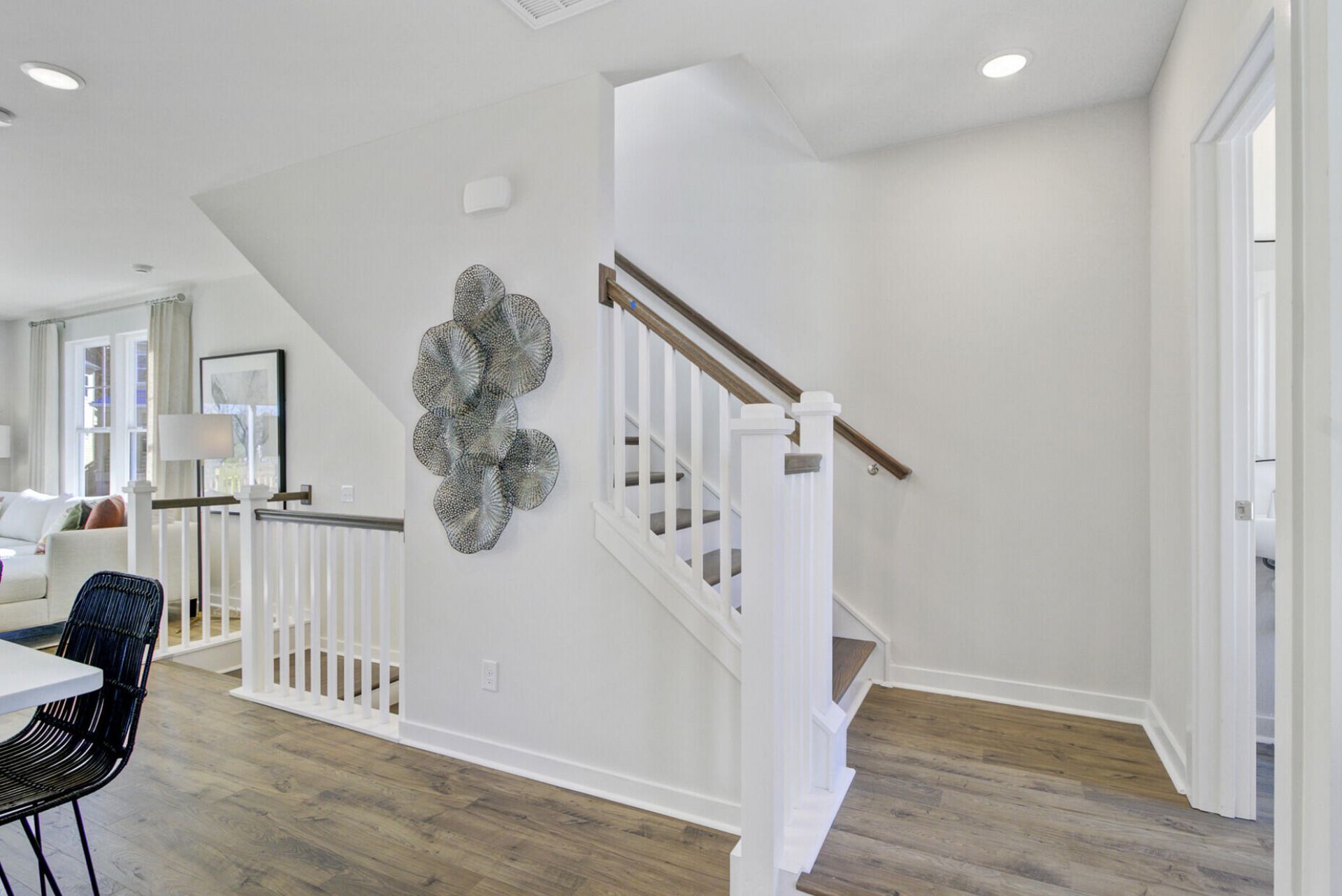 433 Caledon Court Photo 30