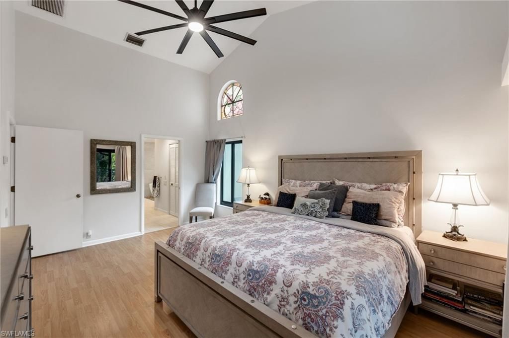 1380 Bald Eagle Dr, Naples, FL 34105 Photo